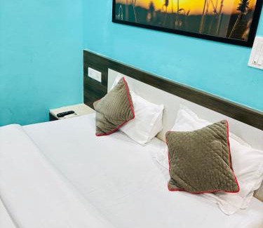 Pimpri - Chinchwad Hotel | Hotel Pim-pri Stays,Pune