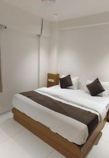 Rajkot Hotel | Hotel Pine View