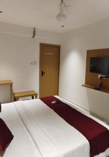 Rajkot Hotel | Hotel Pine View