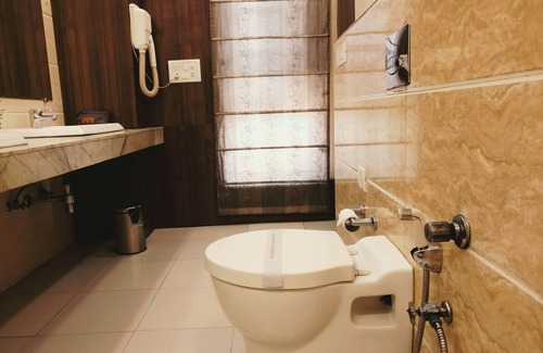 Sector 27 Hotel | Hotel PK Residency