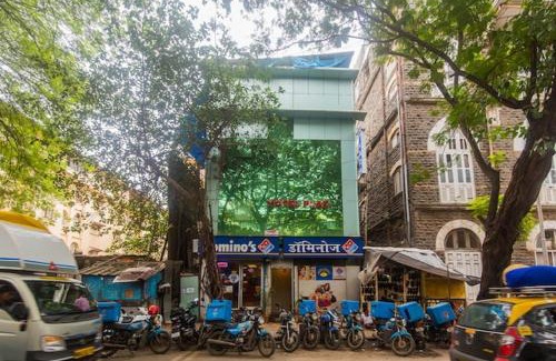Prabhadevi Hotel | Hotel Plaza- Near Byculla Railway Station