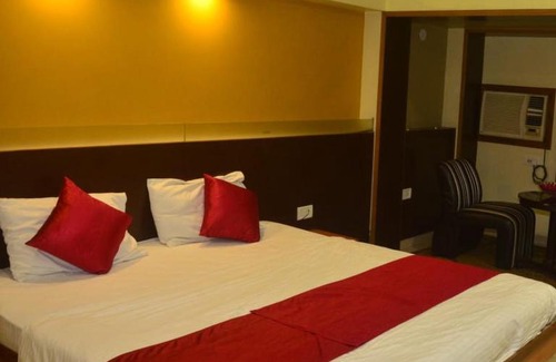 Raipur Hotel | Hotel Poonam