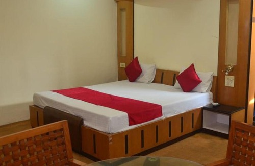 Raipur Hotel | Hotel Poonam