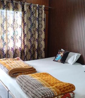 Chhatarpur Resort | Hotel Poonam Mahal