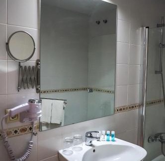 Arcos de la Frontera Hotel | Hotel Posada de las Cuevas