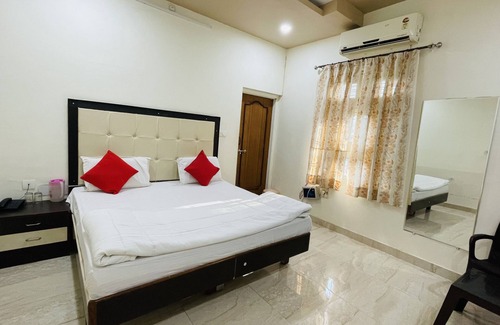 Kota Hotel | Hotel Prabhat Palace