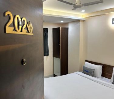 Shirdi Hotel | Hotel Pravasa stay ,Shirdi