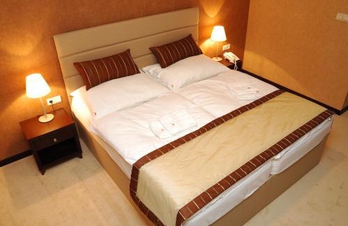 Vrable Hotel | Hotel Predium