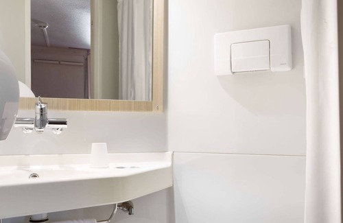Saint-Martin-sur-le-Pre Hotel | Hotel Première Classe Chalons-en-Champagne