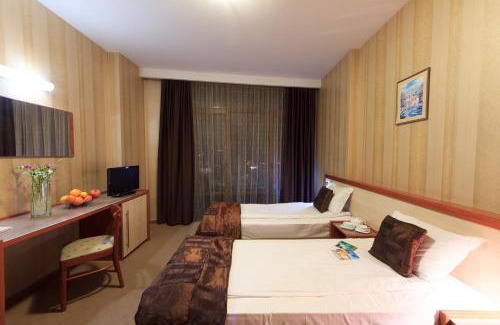 Veliko Tarnovo Center Hotel | Hotel Premier - Veliko Tarnovo City Center, Panorama View
