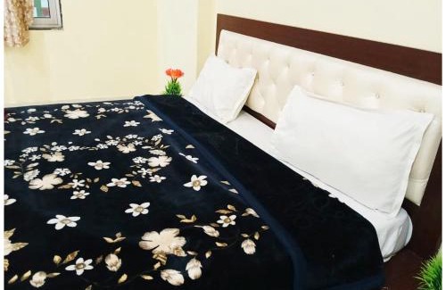 Amer Hotel | HOTEL PREMIUM RAJ MAHAL PALACE Best hotel in JAIPUR