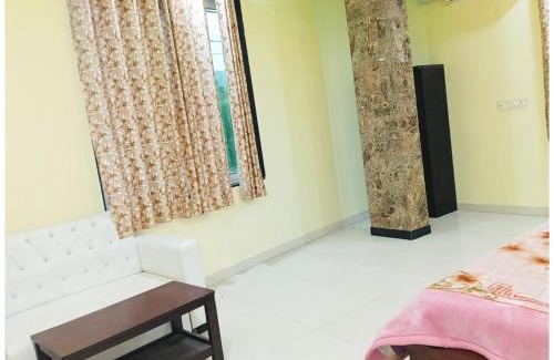 Amer Hotel | HOTEL PREMIUM RAJ MAHAL PALACE Best hotel in JAIPUR
