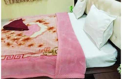 Amer Hotel | HOTEL PREMIUM RAJ MAHAL PALACE Best hotel in JAIPUR