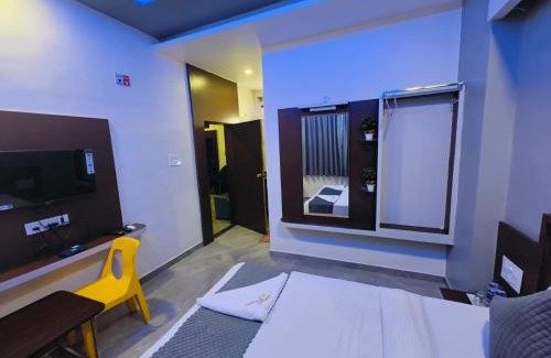 Akalkot Hotel | Hotel President Palace, Akkalkot