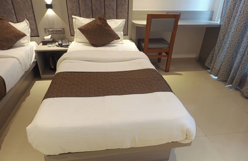 Kurla Hotel | Hotel Preston