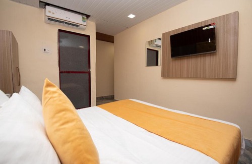 Goregaon West Hotel | Hotel Priceless Suite-Nesco Exhibition Goregaon