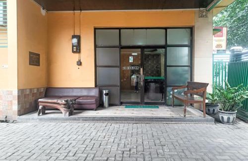 Waru House | Hotel Prisma Mitra RedDoorz