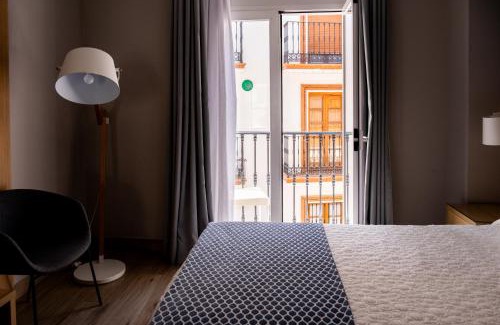 Nerja City Centre Hotel | Hotel Puerta del Mar - Adults Recommended