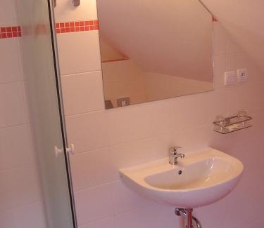 Rozmberk nad Vltavou Hotel | Hotel Růže