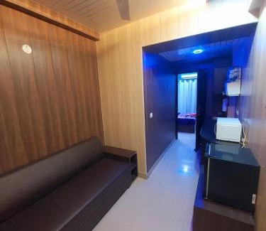 Sonepat Hotel | Hotel R'sons (Ns)