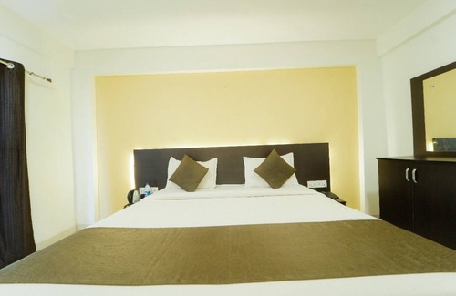 Gureghar Hotel | Hotel Raaya Regency