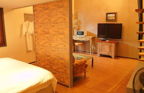Changnyeong Hotel | Hotel Rainbow