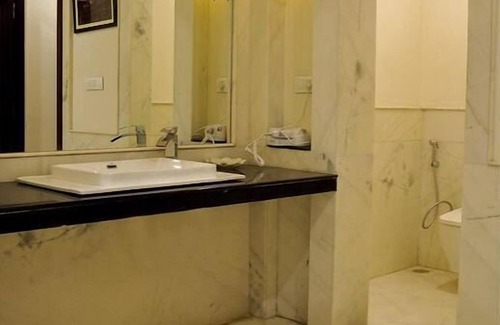 Amer Hotel | Hotel Raj Bagh Palace