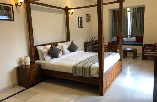 Amer Hotel | Hotel Raj Bagh Palace
