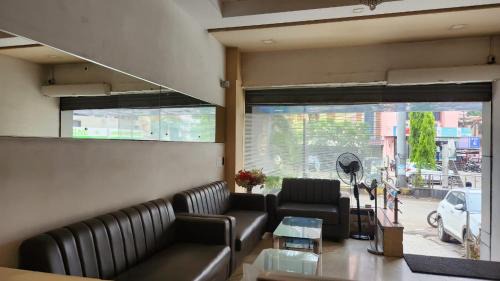 Solapur Hotel | Hotel Raj Heights