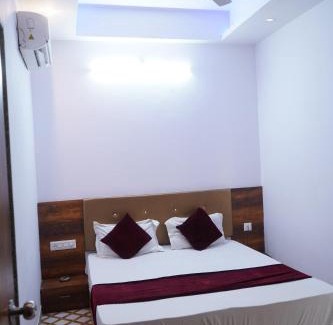 Central Area Hotel | Hotel Raj palace near railway way station