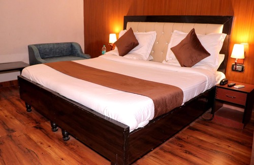 Barli Hotel | Hotel Rajat Residency