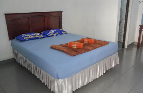Cirebon Hotel | Hotel Rajawali Mitra RedDoorz
