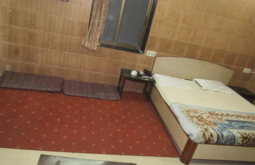 Prabhadevi Hotel | Hotel Rajdoot