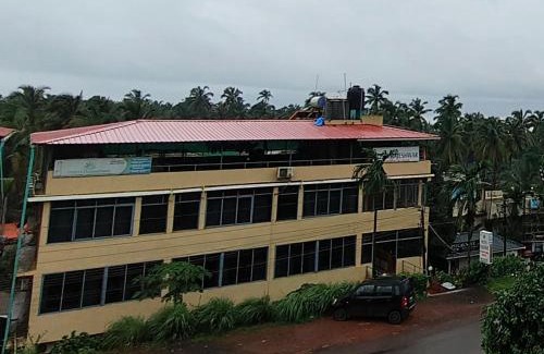 Mandrem Hotel | Hotel Rajeshwar
