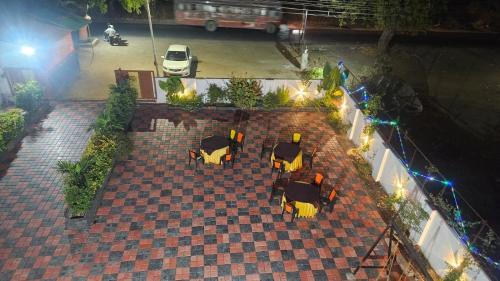 Shevgaon Hotel | Hotel Rajlaxmi