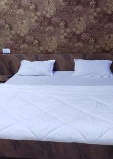 Nasrullahganj Hotel | Hotel Ramadeesh