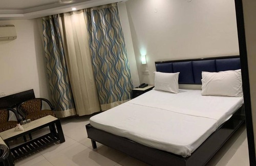 Jagadhri Hotel | Hotel Raman's