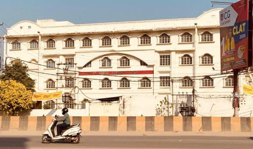 Danapur Hotel | HOTEL RAMTA CONTINENTAL