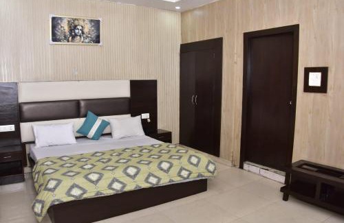 BHEL Township Hotel | Hotel Ranipur Rajwada