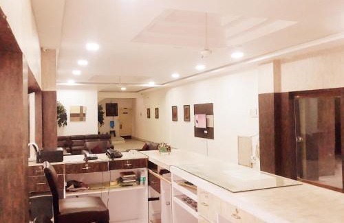 Secunderabad Cabin | Hotel Ranjit Residency