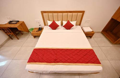 Beltangadi Hotel | Hotel Rays Inn Boarding & Lodging