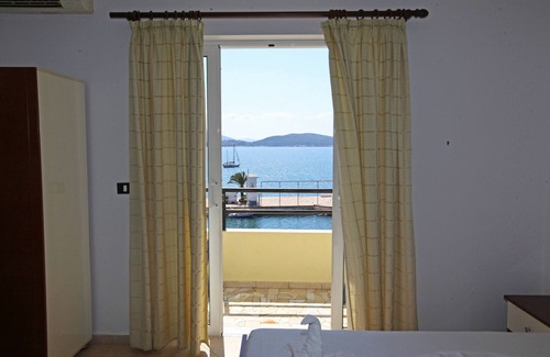 Qender Hotel | Hotel Real