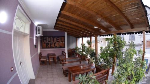 Peshkopi Hotel | Hotel Reci