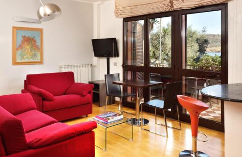 Lake Bracciano Apartment | Hotel Recostano Residence