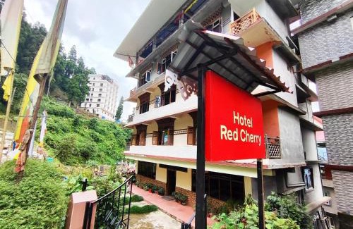 Pelling Hotel | Hotel Red Cherry Pelling