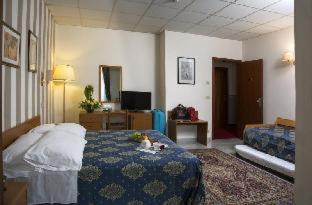 Torregrotta Hotel | Hotel Redebora