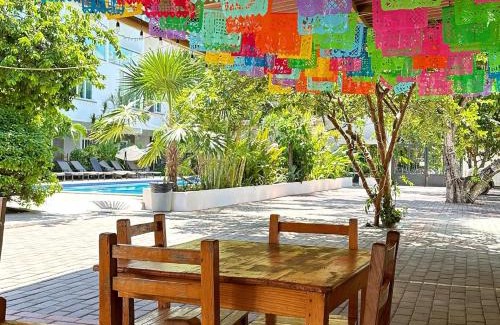 Rincon de Guayabitos Hotel | Hotel Rega Suites Guayabitos - Family & Kitchen