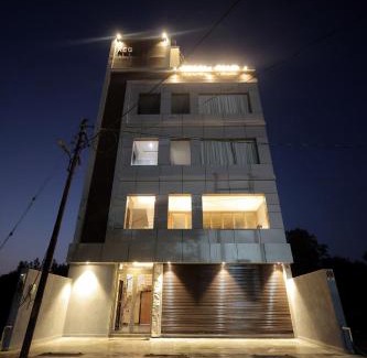 Moradabad Hotel | Hotel Regal Palm