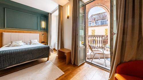Semur-en-Auxois Hotel | Hotel Relais De La Cote D'or