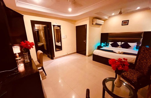 Mayapur Hotel | Hotel Reo Twist, Haridwar